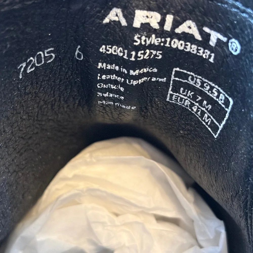 Ariat Dixon Studs Womens 9.5B Black Snip Toe Ankle Western Boots 10038381